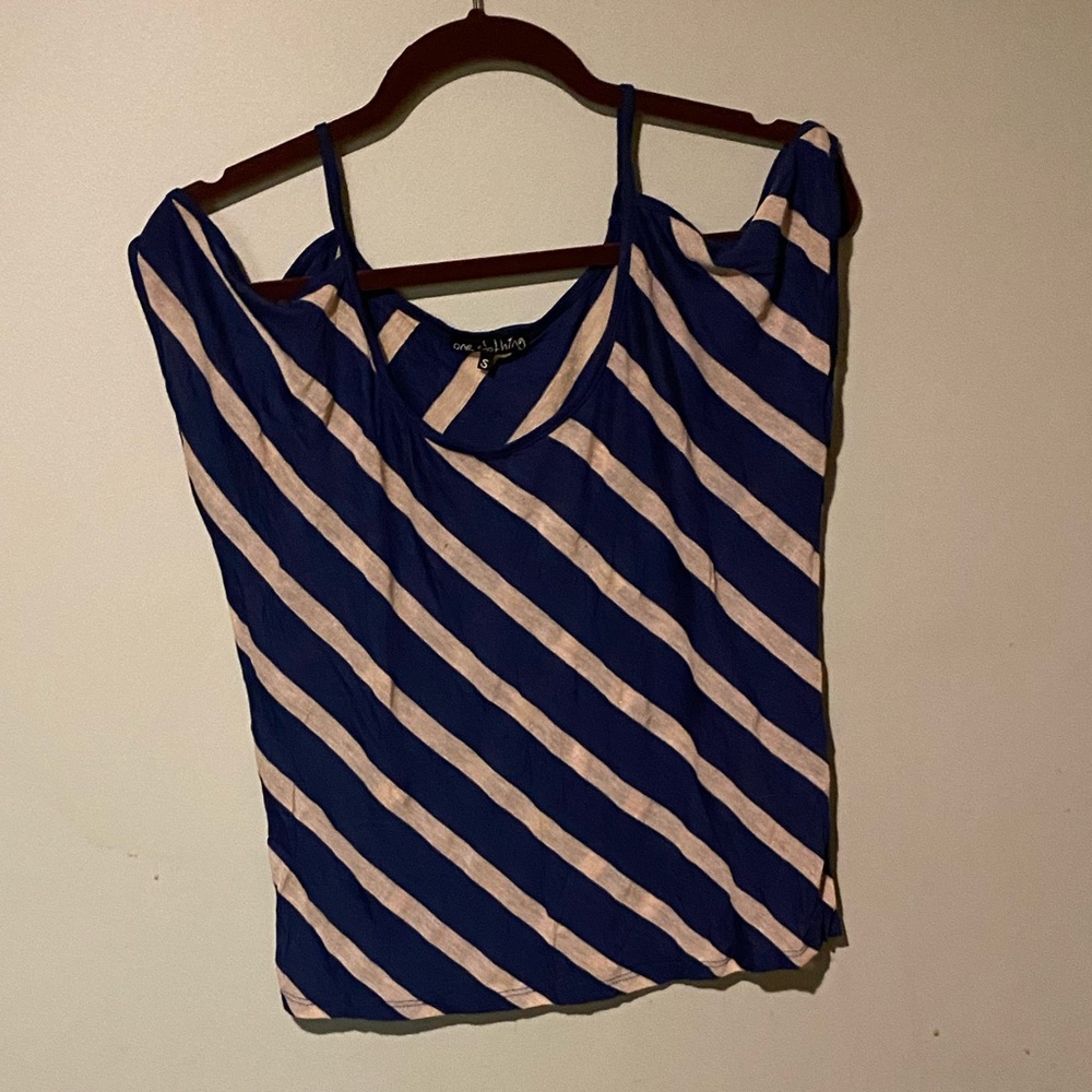 One Clothing Top